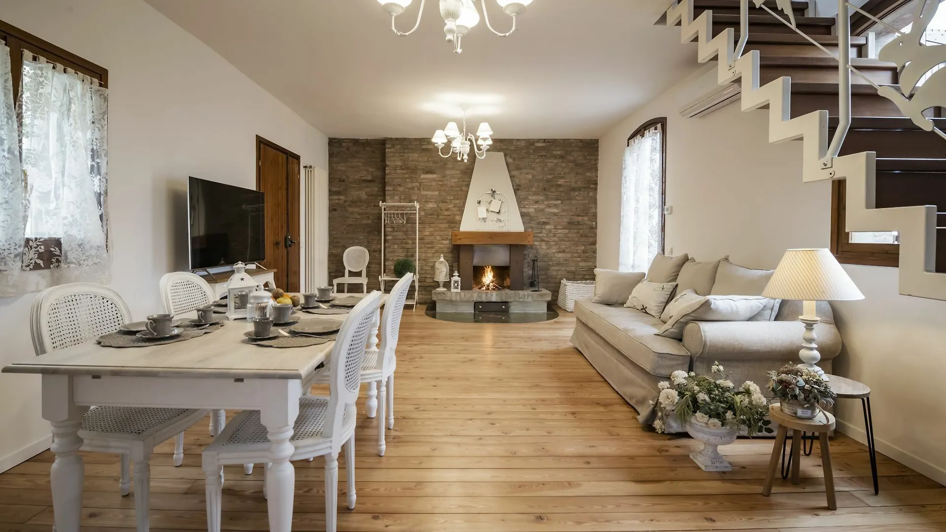Accademia Al Colle Apartment Bologna 0*,  Italy